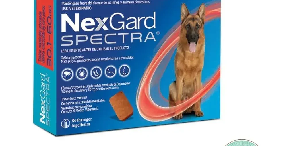 Caja de NexGard Spectra para perros medianos y grandes de 15.1 a 30 kg con 3 tabletas masticables y logo de Rankana.