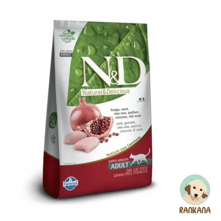 Bolsa de alimento seco Farmina N&D para gatos adultos sabor pollo y granada. El empaque es blanco y rojo con una hoja verde grande y gotas de agua. Muestra ingredientes como trozos de pollo fresco, granada, aloe vera, cúrcuma y té verde. Incluye el logo de Rankana en la esquina inferior.