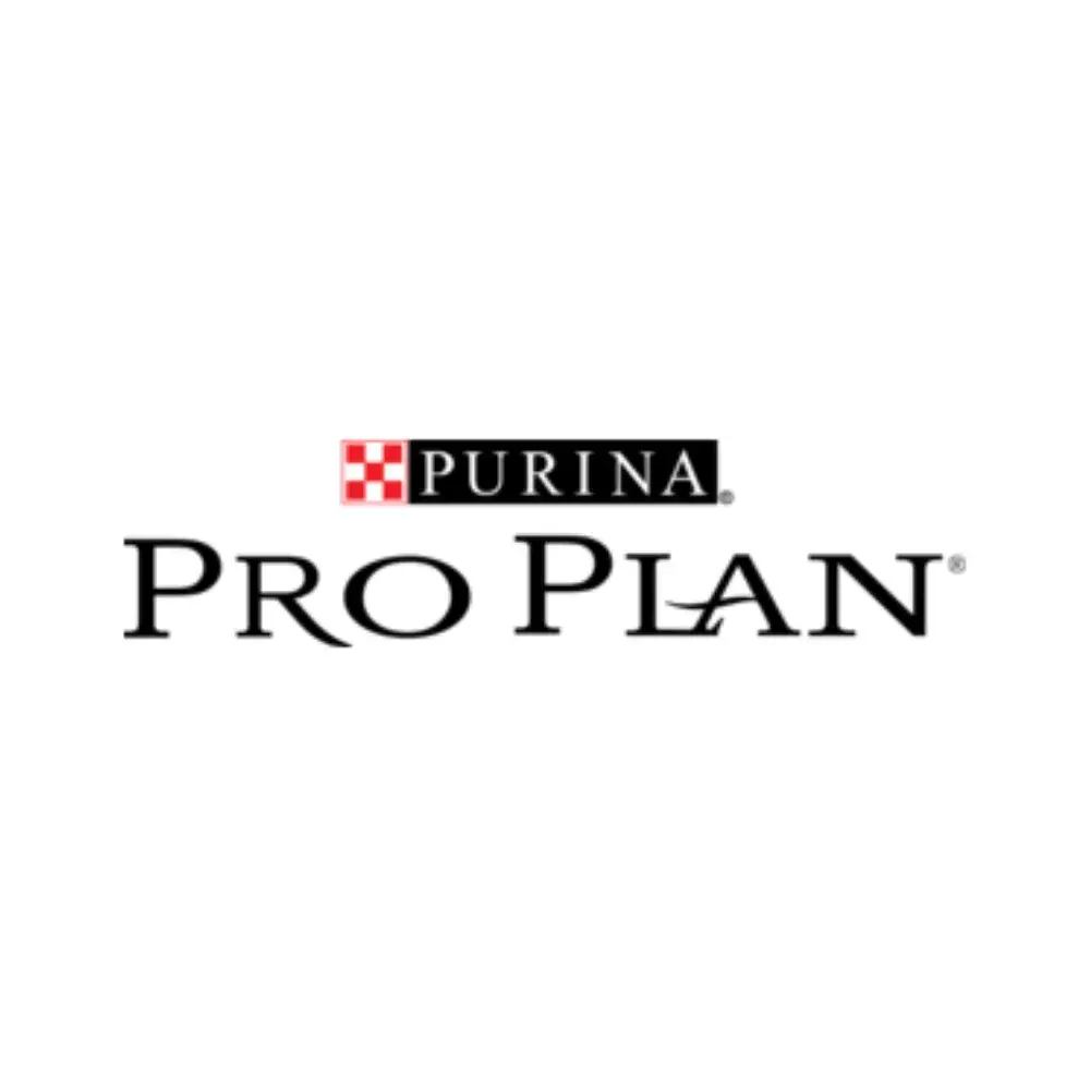 Logotipo de Purina Pro Plan, mostrando la marca "PURINA" en un bloque negro y "PRO PLAN" en un tipo de letra con serifa negro debajo, sobre fondo blanco.